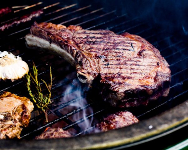 Lindenhoff_Boerderij_Authentieke_Smaak_Producten_Thuisbezorgd_cote-de-boeuf-bbq-1-1-800x640